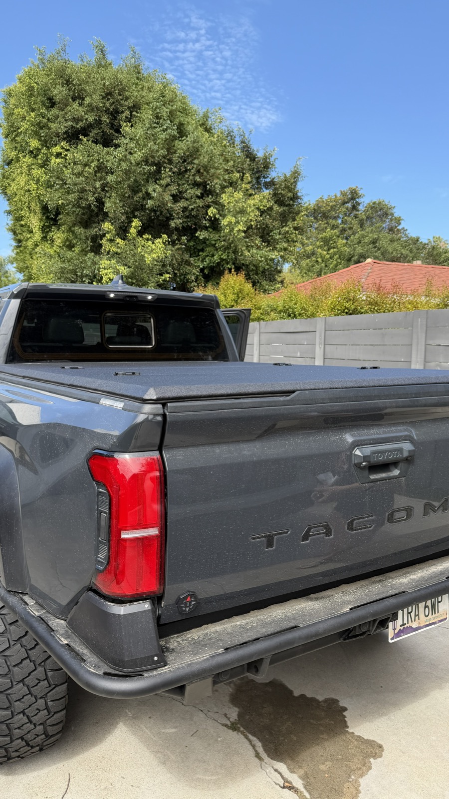 DiamondBack Switchback 2.0 Tonneau Cover